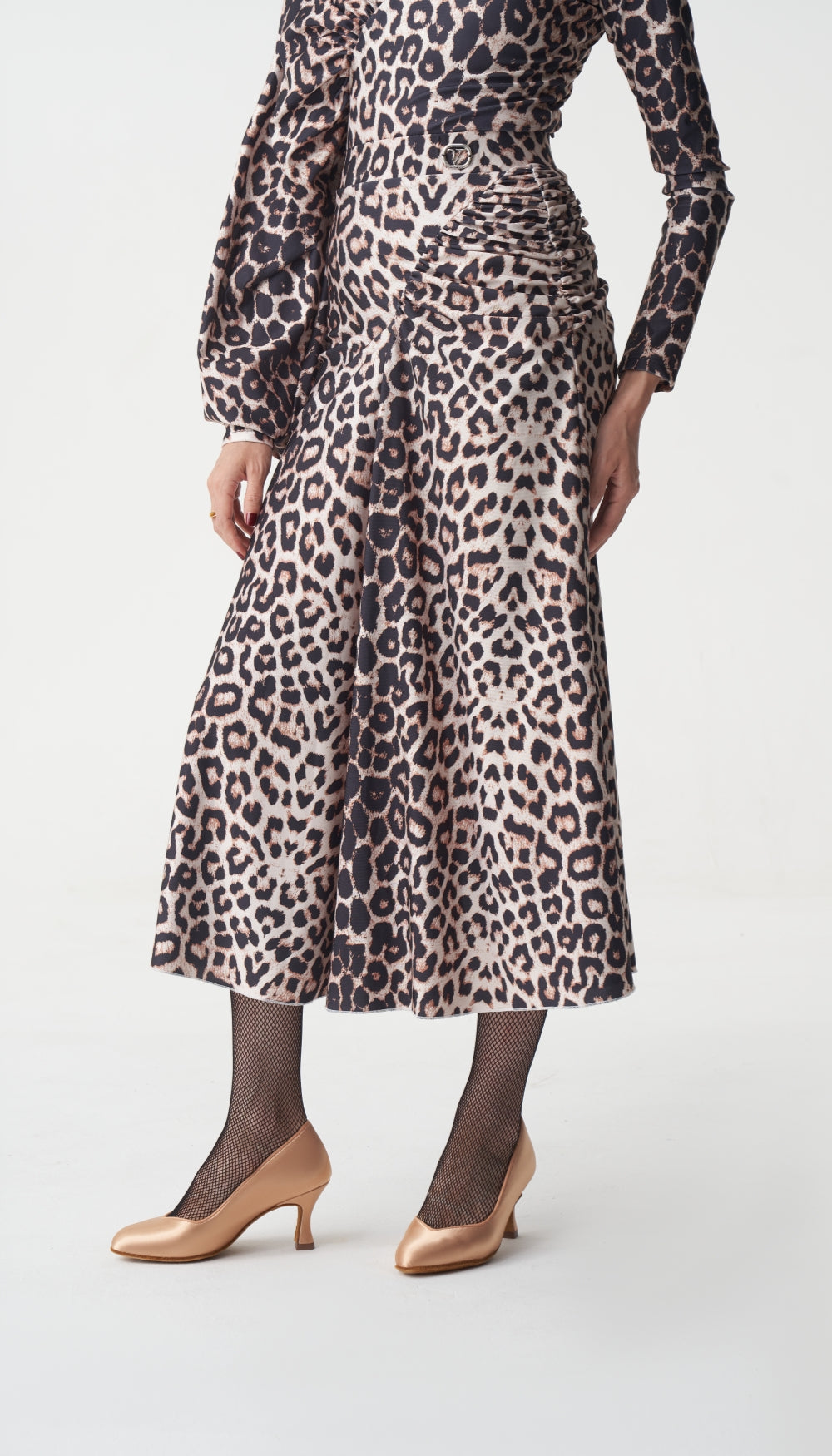 Leopard print midi skirt